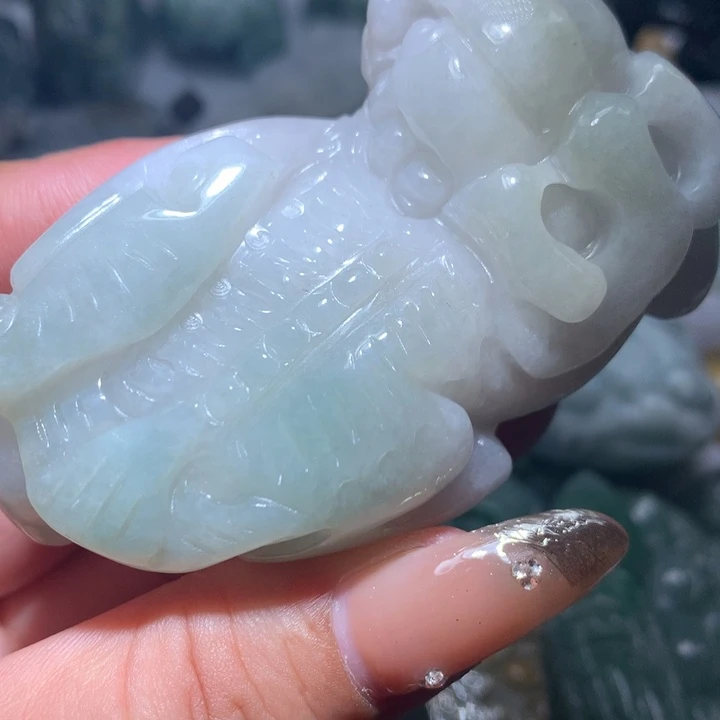 翡翠未镶嵌颈饰保真天然A货翡翠