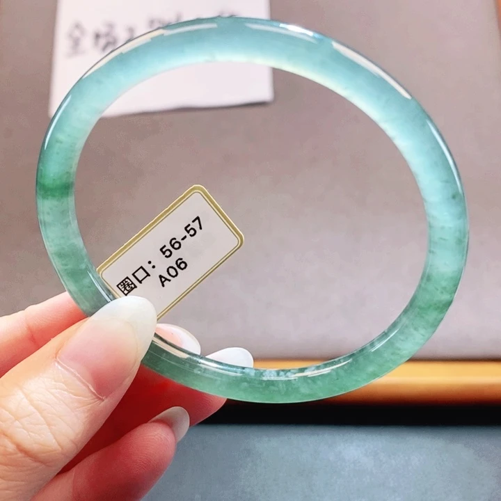 翡翠未镶嵌手镯翡翠手镯30