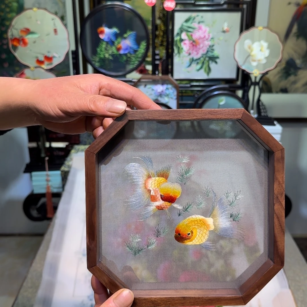 刺绣刺绣工艺精湛