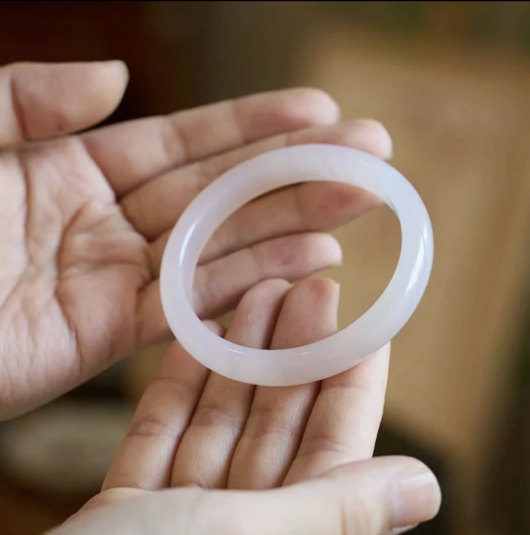 正宗白月光玛瑙玉手镯荔枝冻玉髓高级白冰马料手镯生日礼物福利