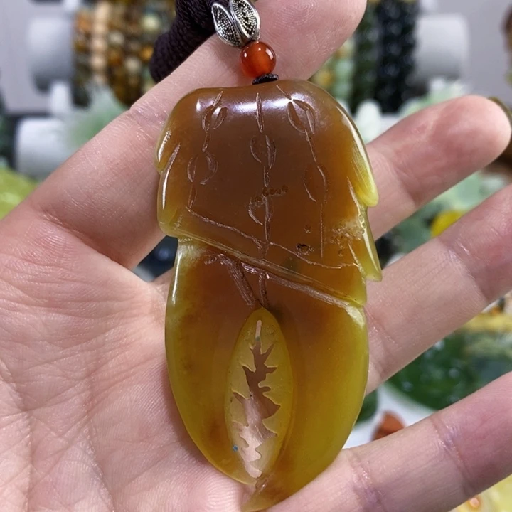 未镶嵌岫玉挂件吊坠