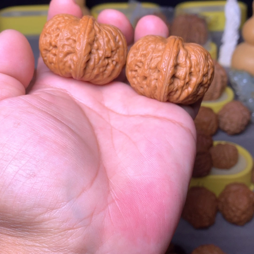 平谷元宝，皮质好，边38.5