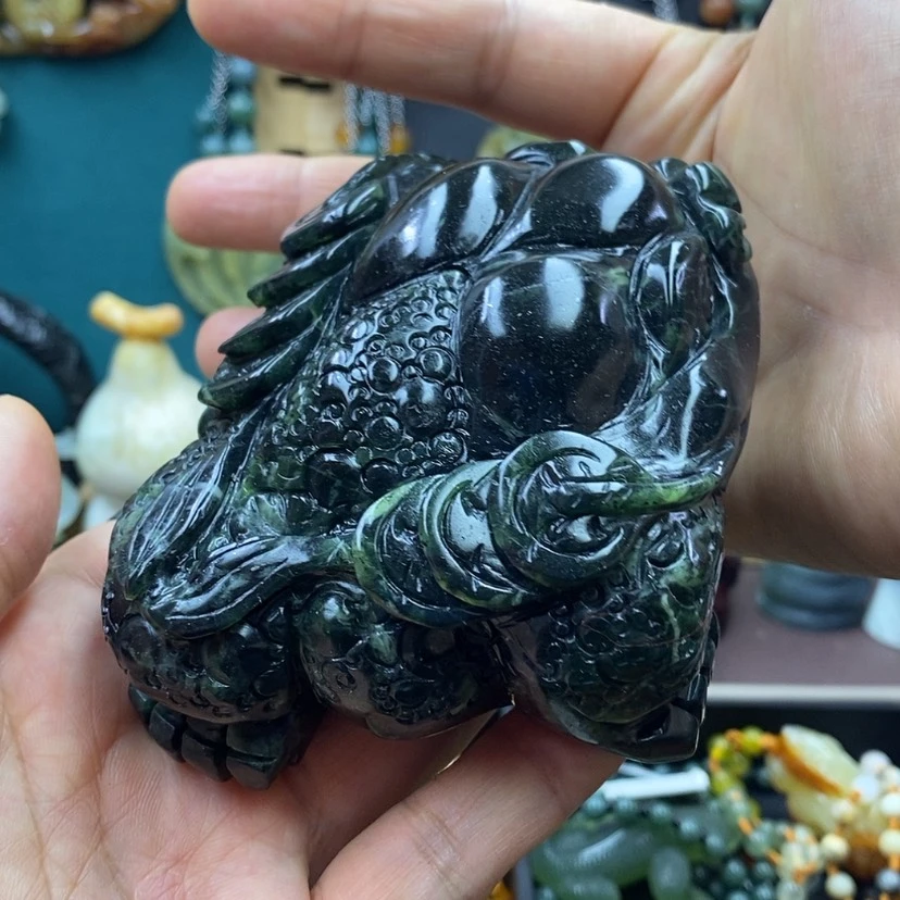 【闪购商品】蛇纹石玉未镶嵌小摆