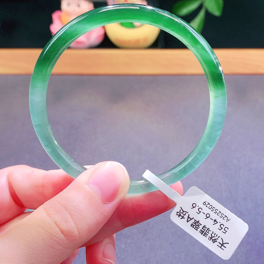 翡翠未镶嵌手镯天然翡翠