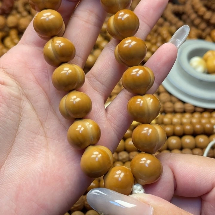 我***呐核桃全品亮面屁桃手持