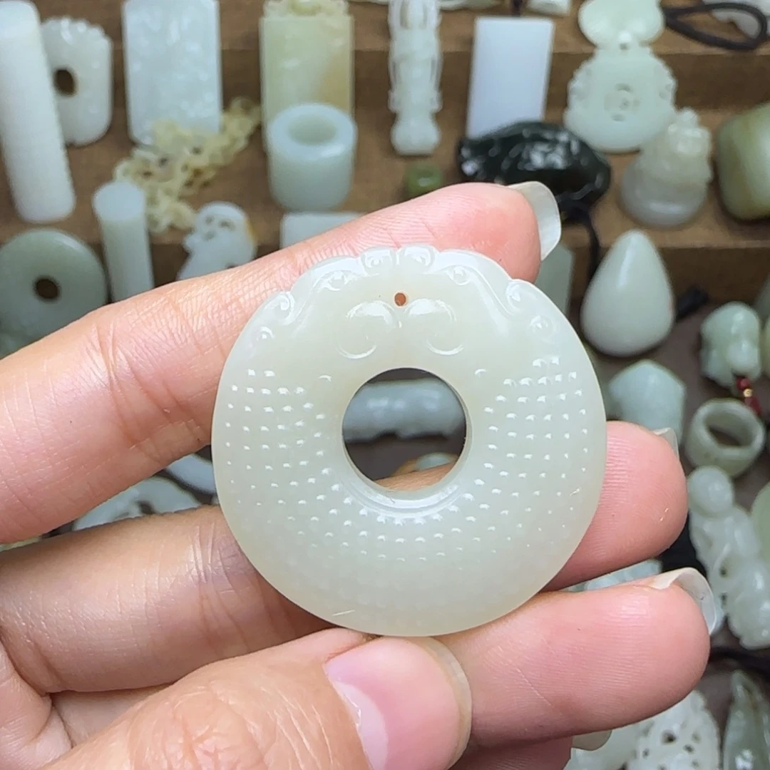 和田玉挂件未镶嵌双龙