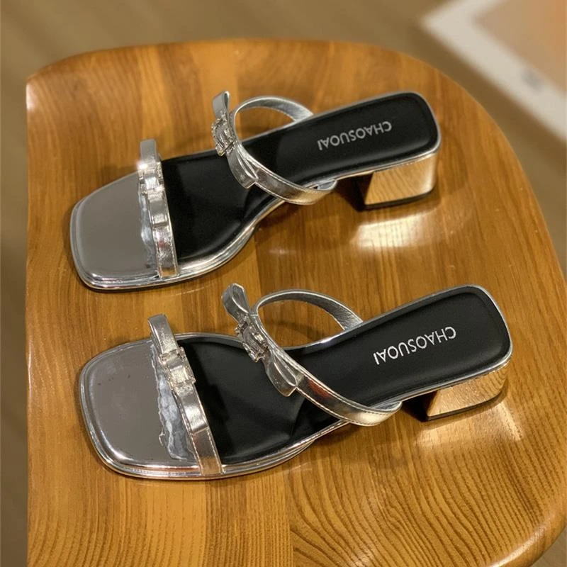 法式蝴蝶结水钻一字带粗跟拖鞋女夏外穿新款露趾仙女风凉拖鞋