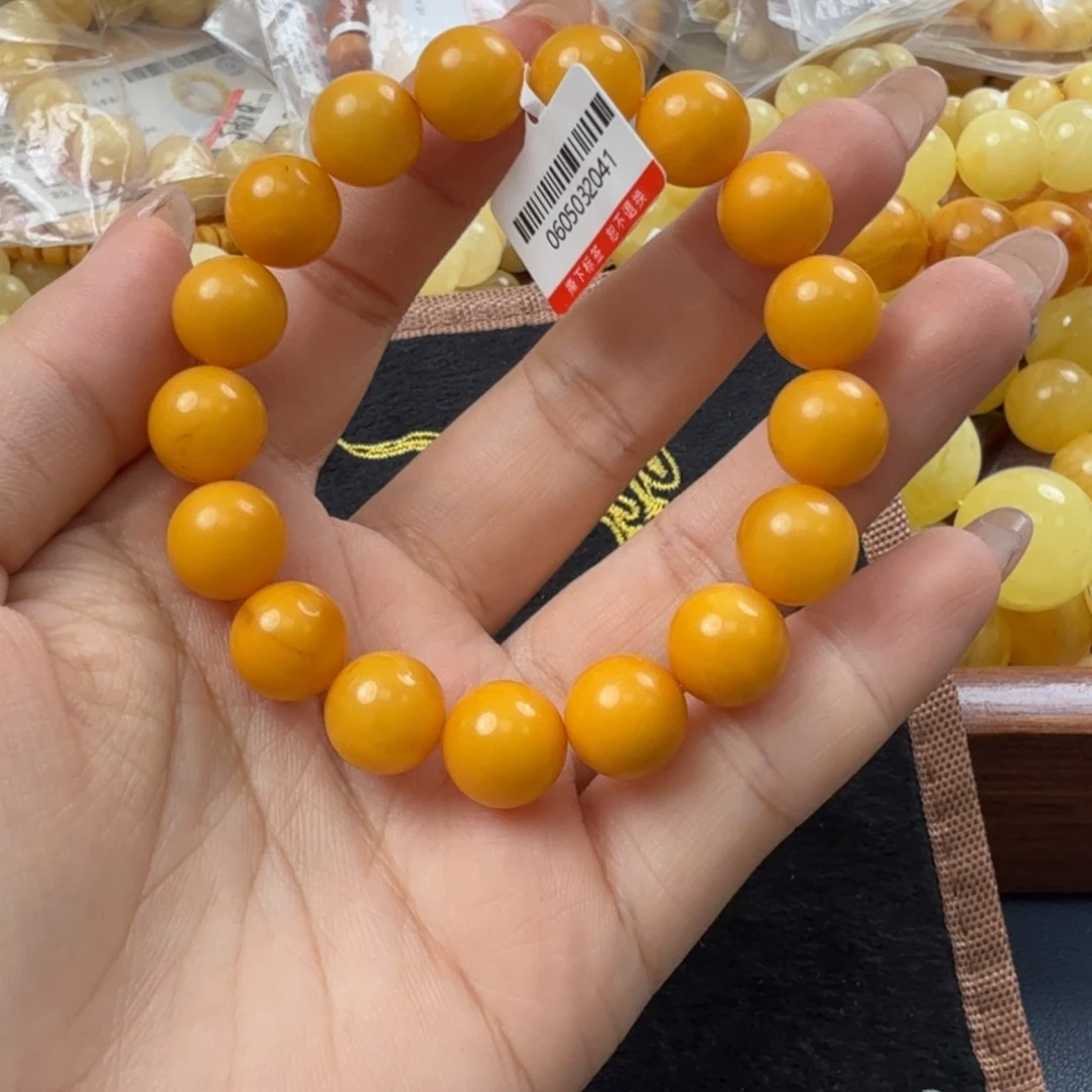 未镶嵌琥珀珠宝奇石