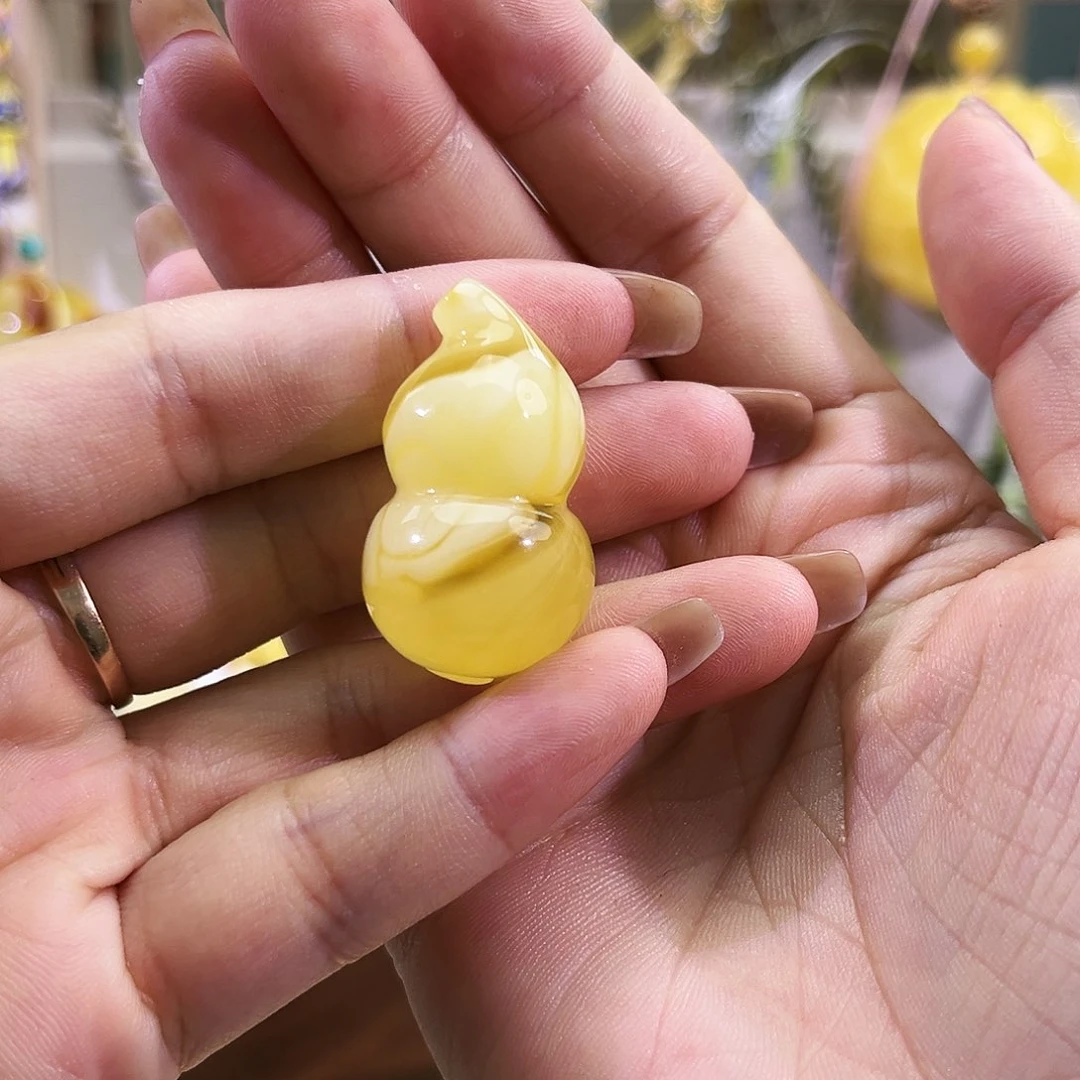 未镶嵌琥珀裸石葫芦