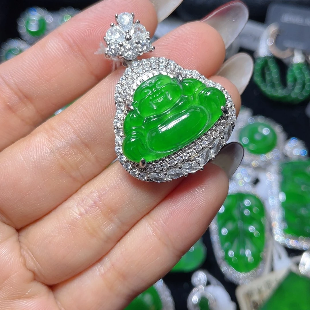 翡翠颈饰银S925镶嵌翡翠