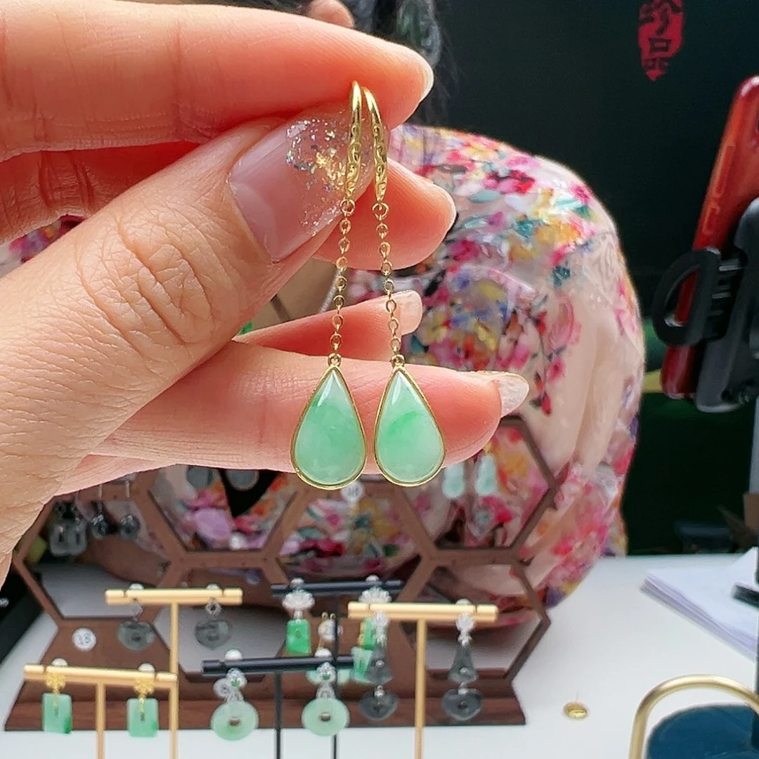 翡翠耳饰18K金镶嵌天然翡翠耳饰18k金镶嵌