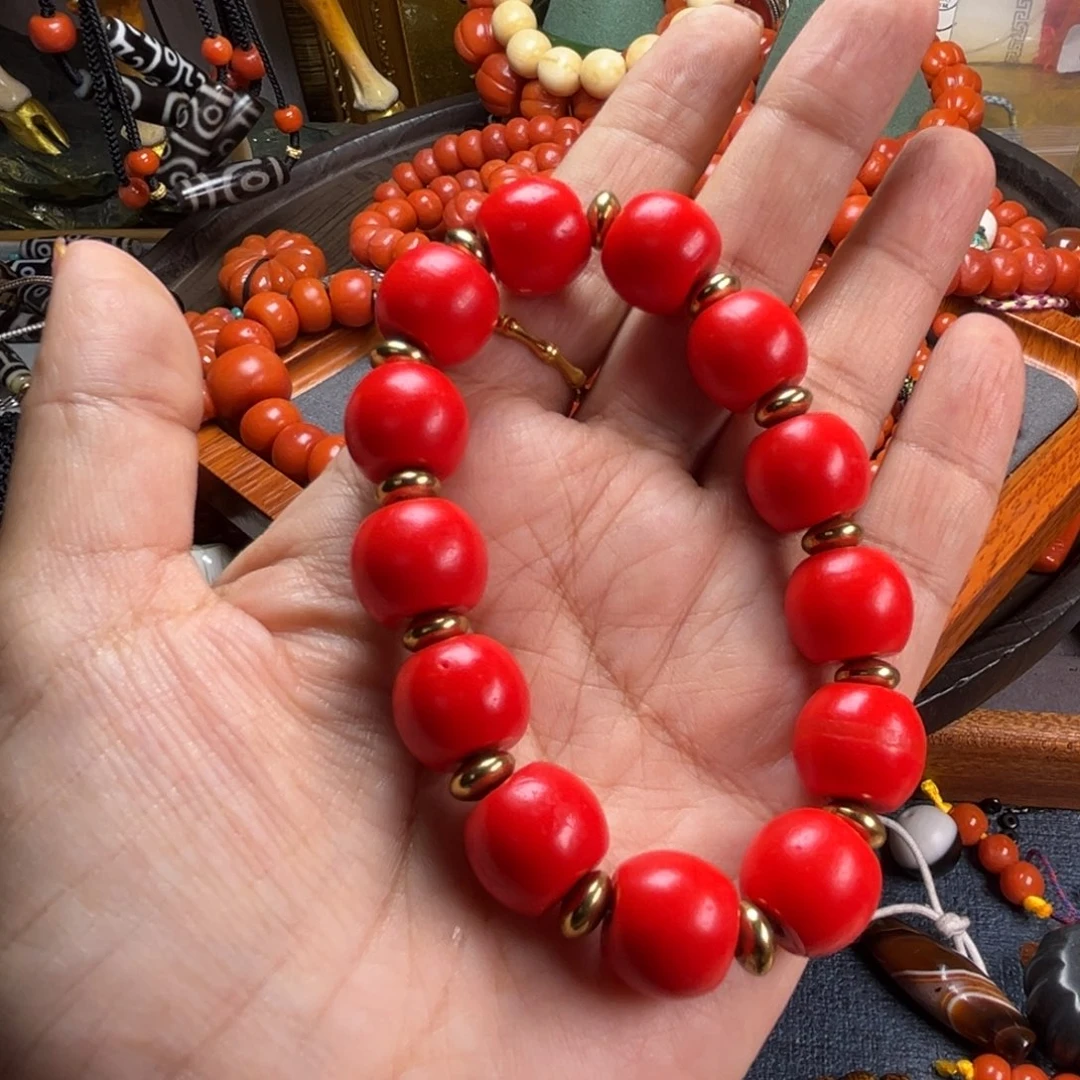 豆***爸玻璃颈饰手串一条大漂亮