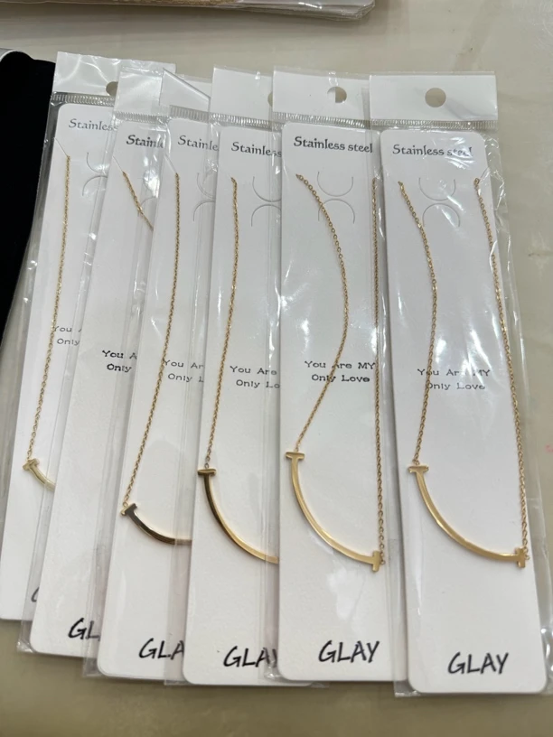 钛钢项链 笑脸项链经典百搭不退色
