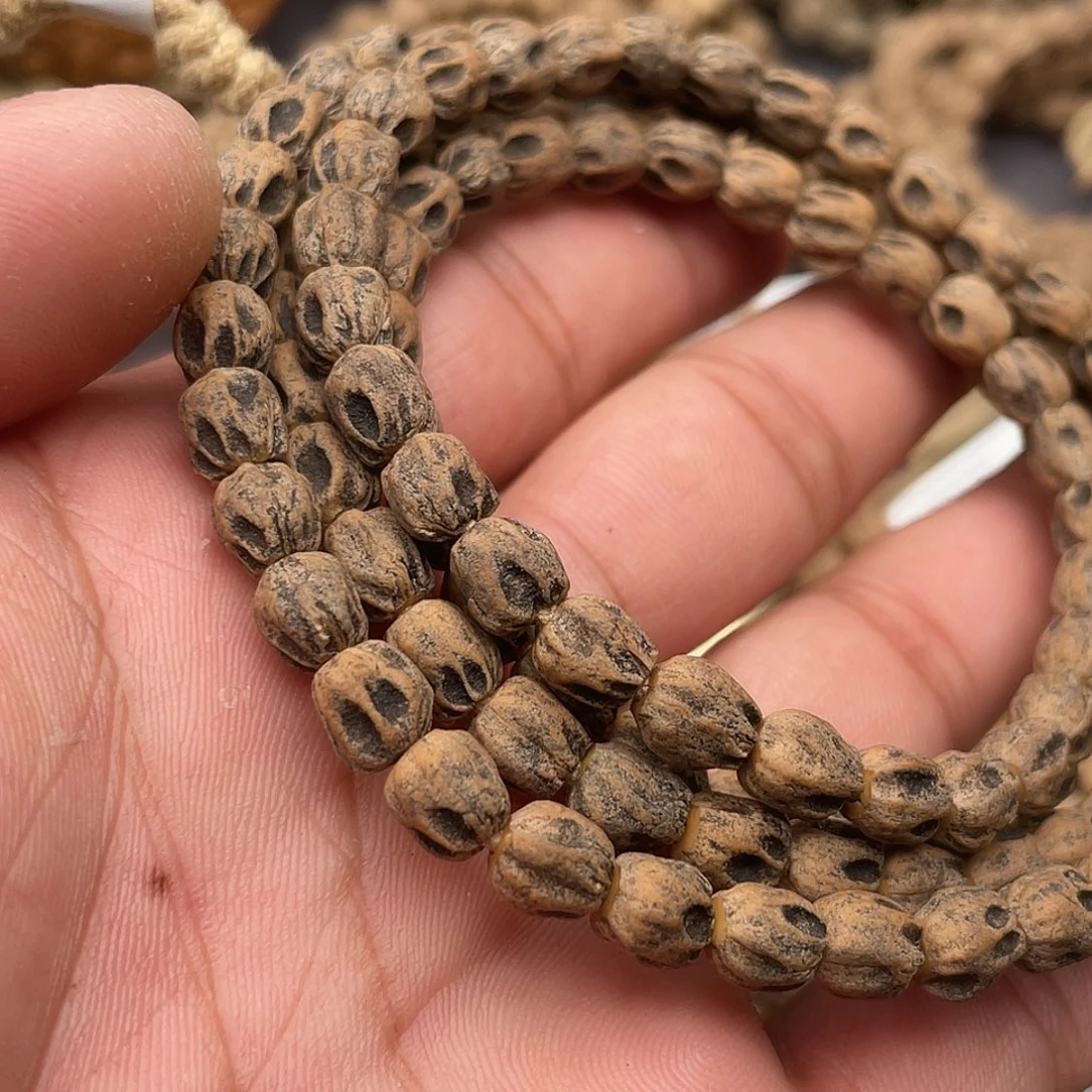 刘****柏香籽/百香籽吊坠