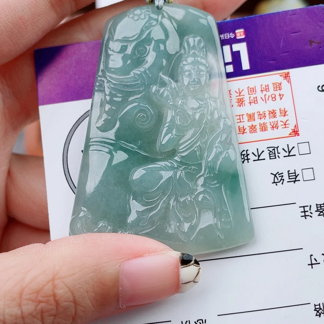 翡翠未镶嵌项圈普贤
