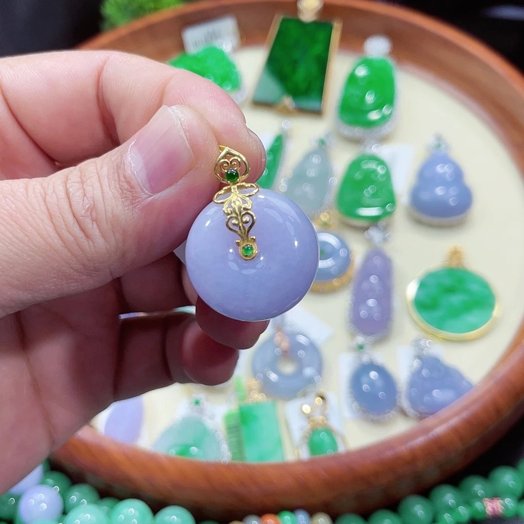 翡翠吊坠(不含链)18K金镶嵌