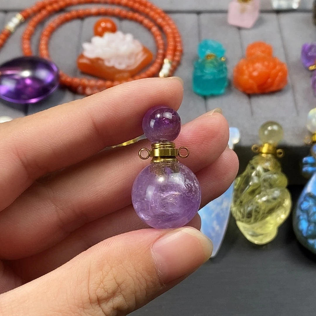 花岗石铁合金香水瓶