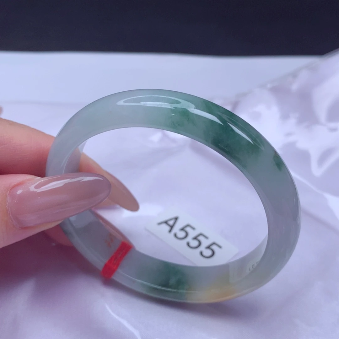 未镶嵌手镯翡翠手镯55贵妃