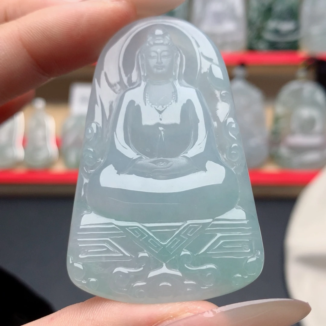 颈饰未镶嵌翡翠素衣观音