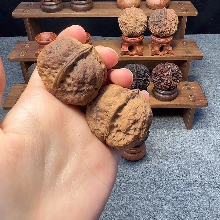 吊坠文玩核桃z 七星岩三棱 41mm