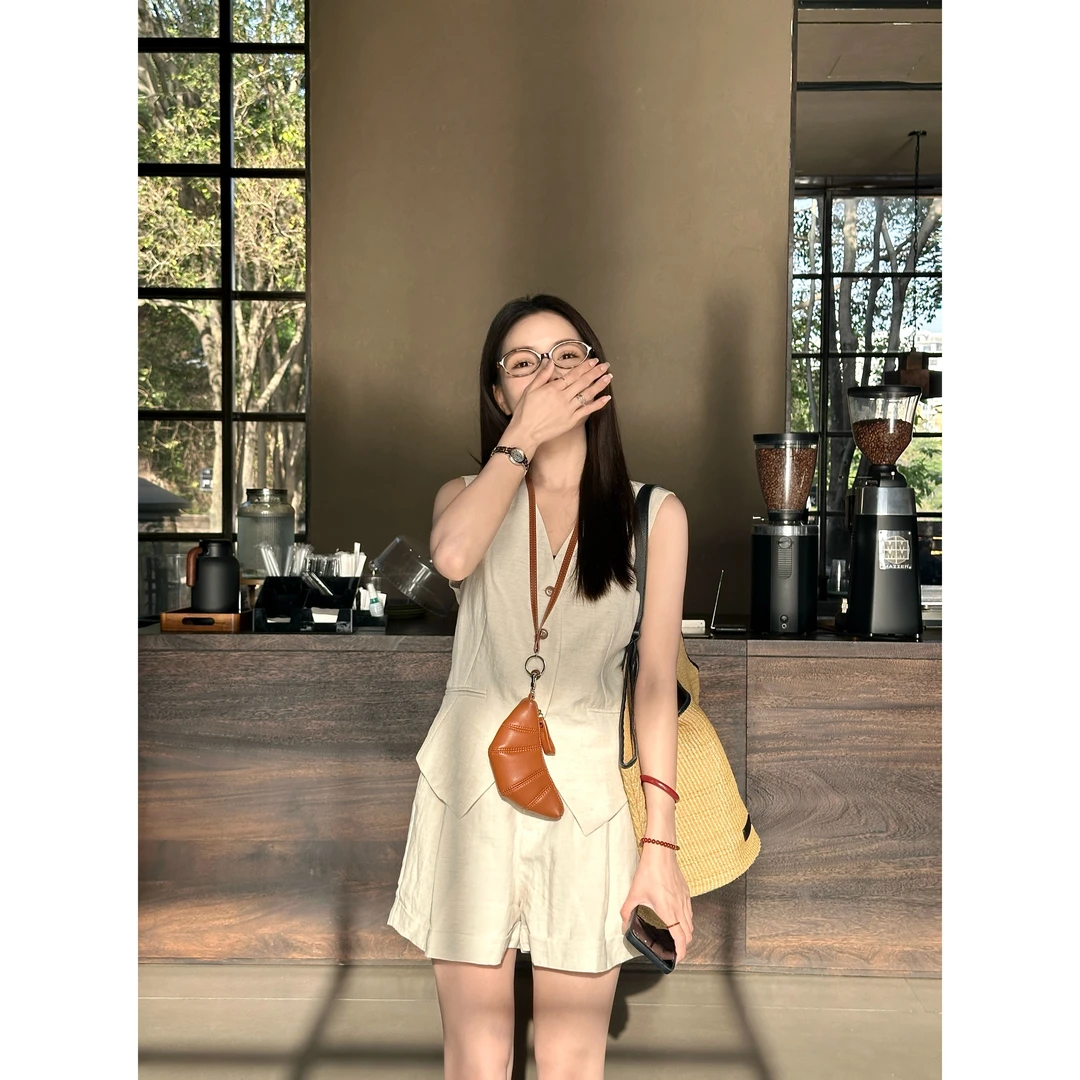 SUAN 萱萱夏季显瘦老钱风马甲背心上衣+高级感休闲短裤两件套