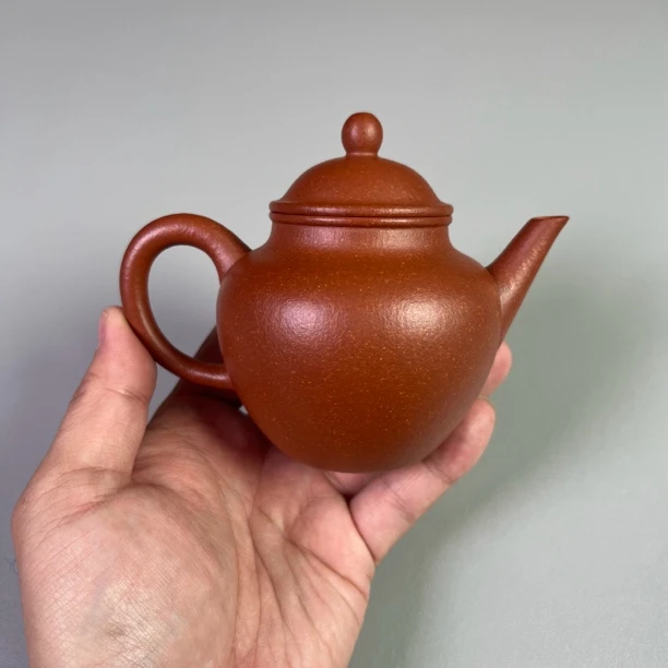 秋水壶+190CC+黄龙山原矿降坡泥+全手工制作+黄龙山宝山区红降坡