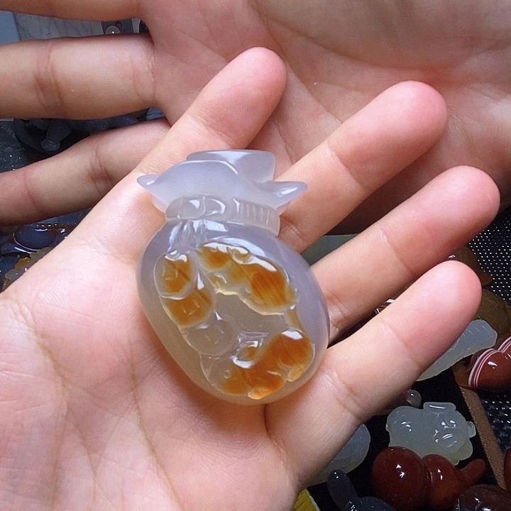 玛瑙/玉髓手把未镶嵌