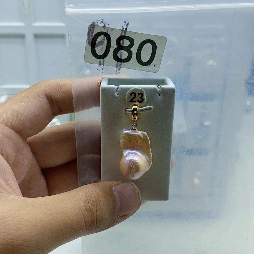 淡水珍珠合金颈饰
