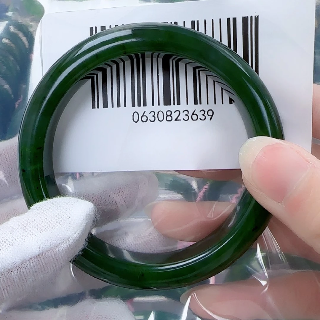 和田玉（碧玉）手镯未镶嵌5859包容