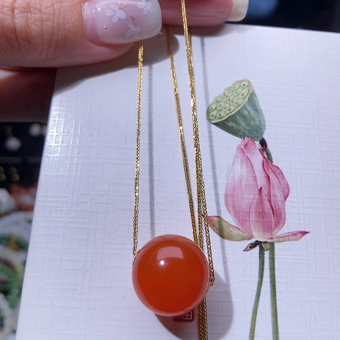南红玛瑙挂件18K金镶嵌透**y