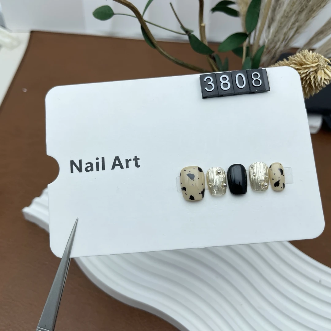 现货穿戴甲3808极光猫眼手工款式穿戴甲中长款穿戴式流行可爱冬季