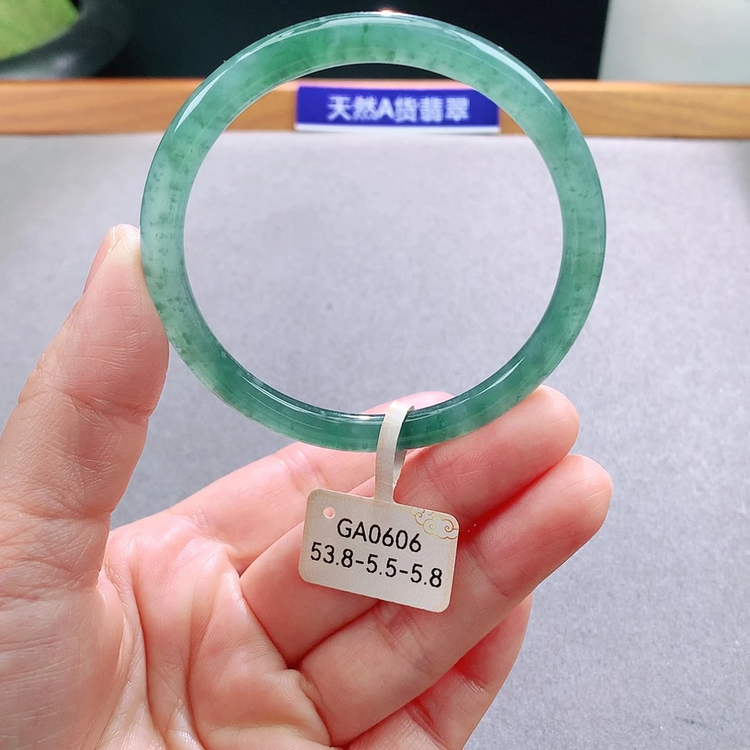 未镶嵌手镯翡翠天然翡翠手镯a货