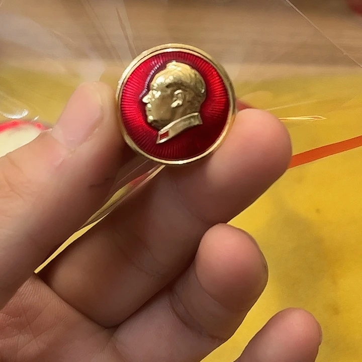 马***瑞像章一一一一一一一一一高贵轻透