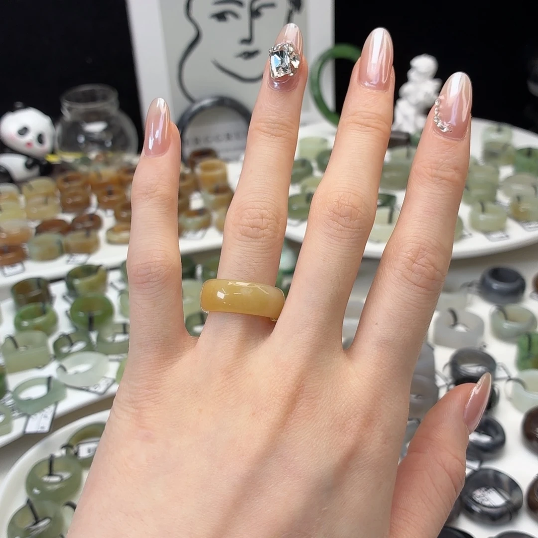 A***B和田玉（糖玉）未镶嵌戒指z95一口糖轮胎16.3