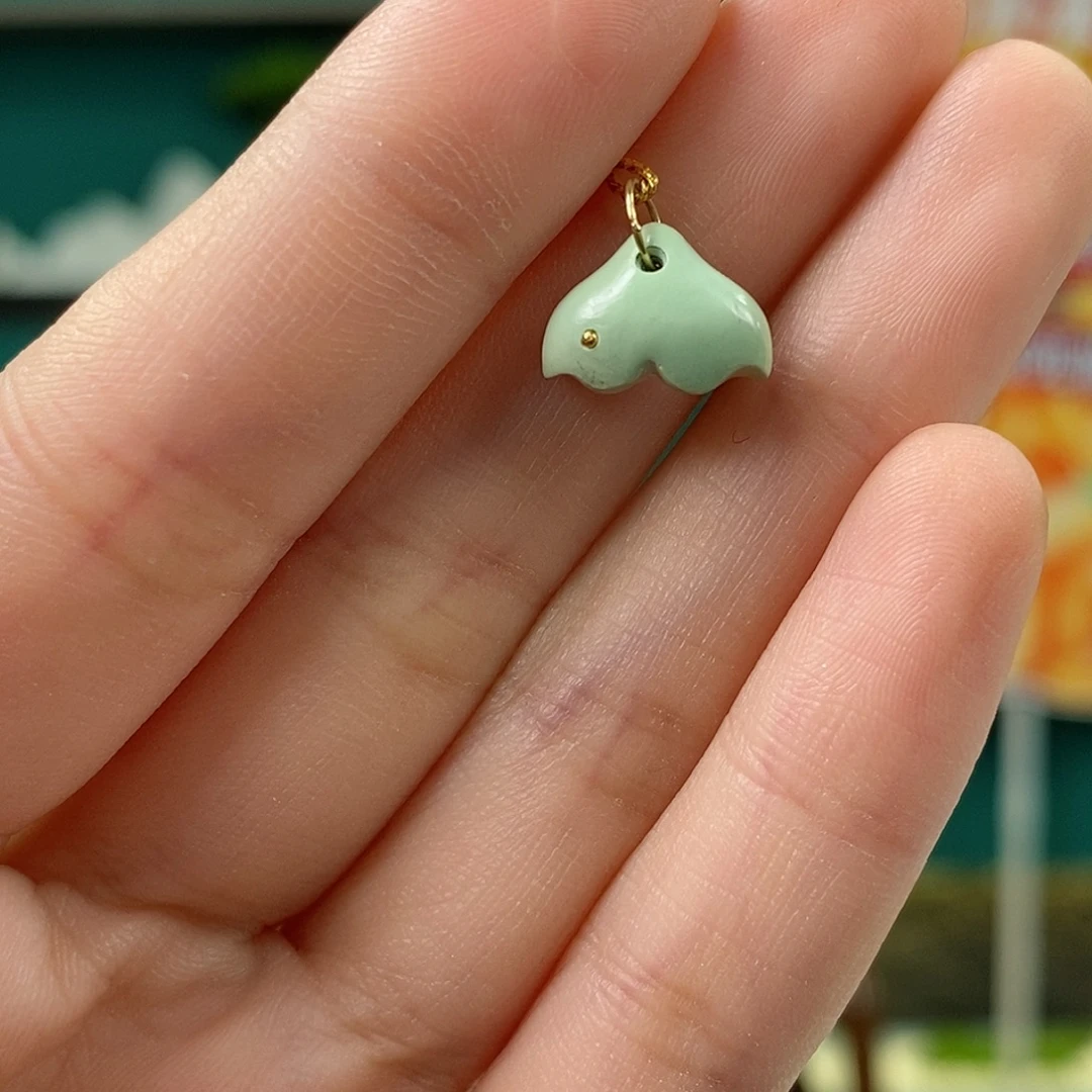 绿松石未镶嵌挂件