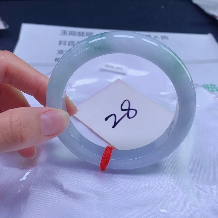 翡翠未镶嵌手镯60圈口