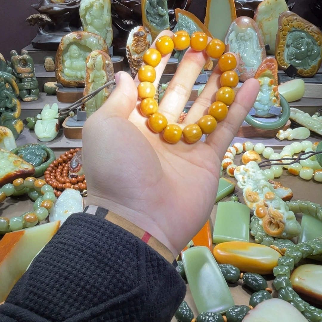 透闪石质玉未镶嵌珠宝奇石