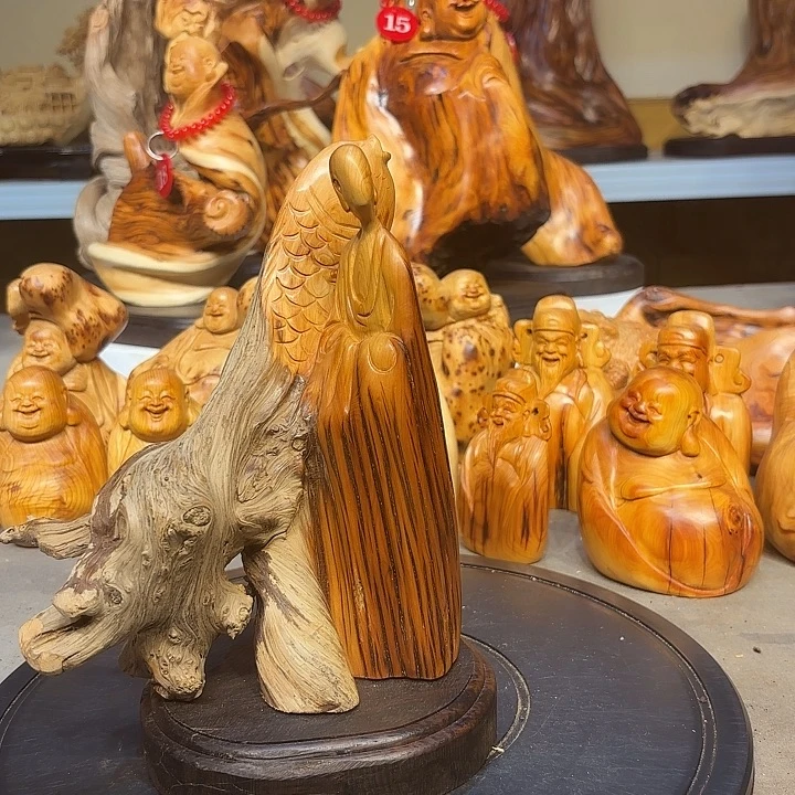 柏木太行崖柏无相佛