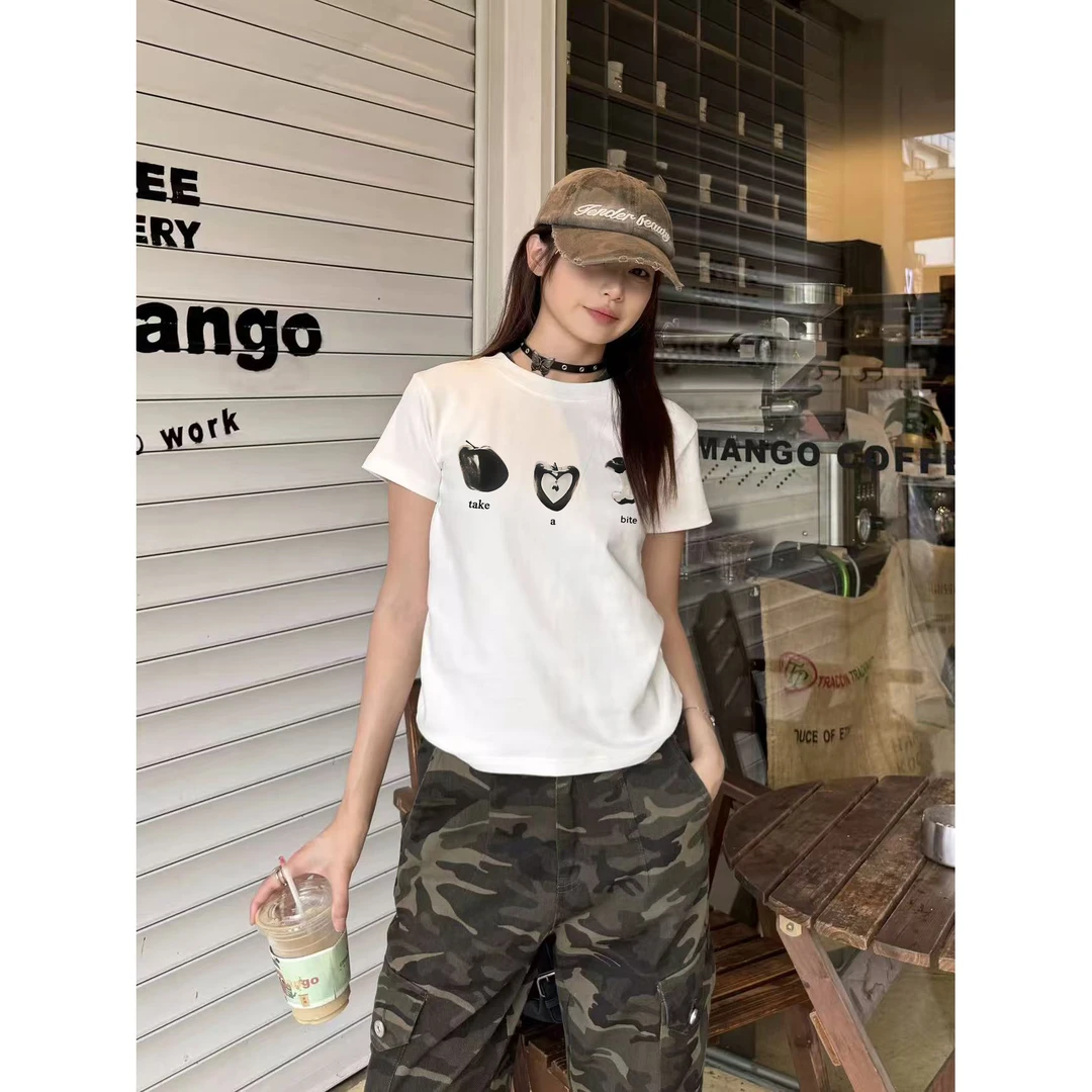 夏季新款正肩修身短袖t恤女学生甜辣妹韩版显瘦遮肉小众百搭上衣