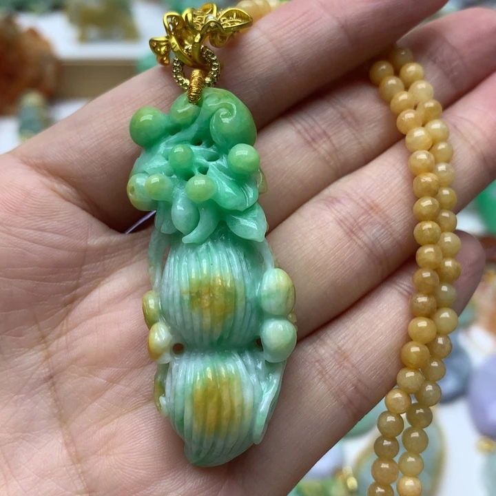 颈饰未镶嵌翡翠翡翠