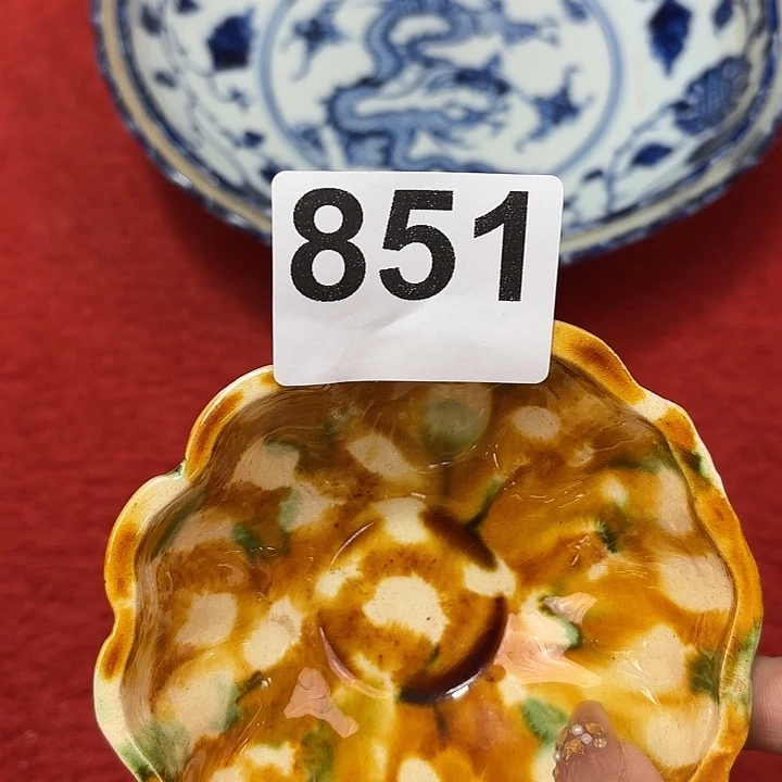 瓷片