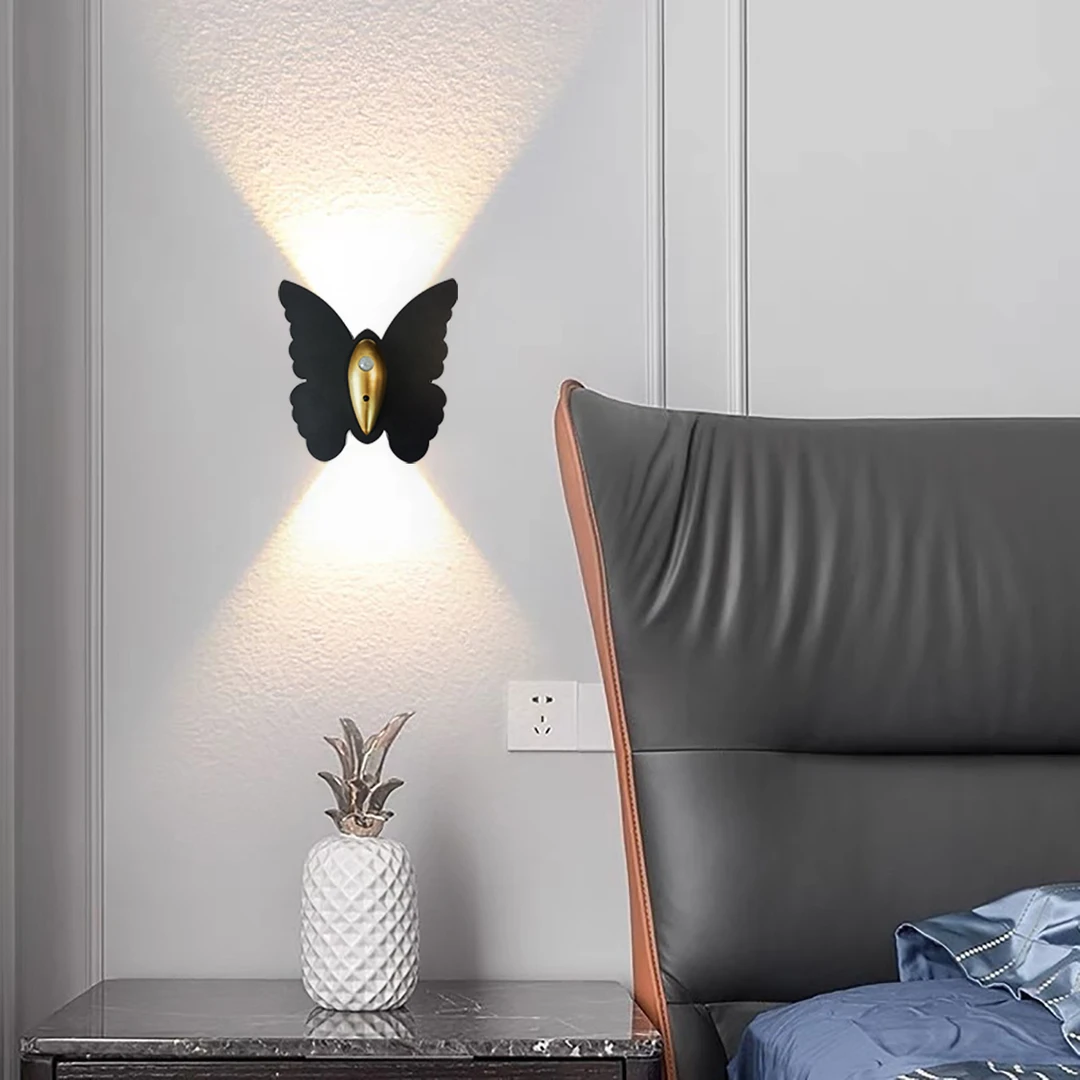 人体感应蝴蝶灯充电可遥控三色调光温馨氛围感小夜灯铝材灯罩壁灯