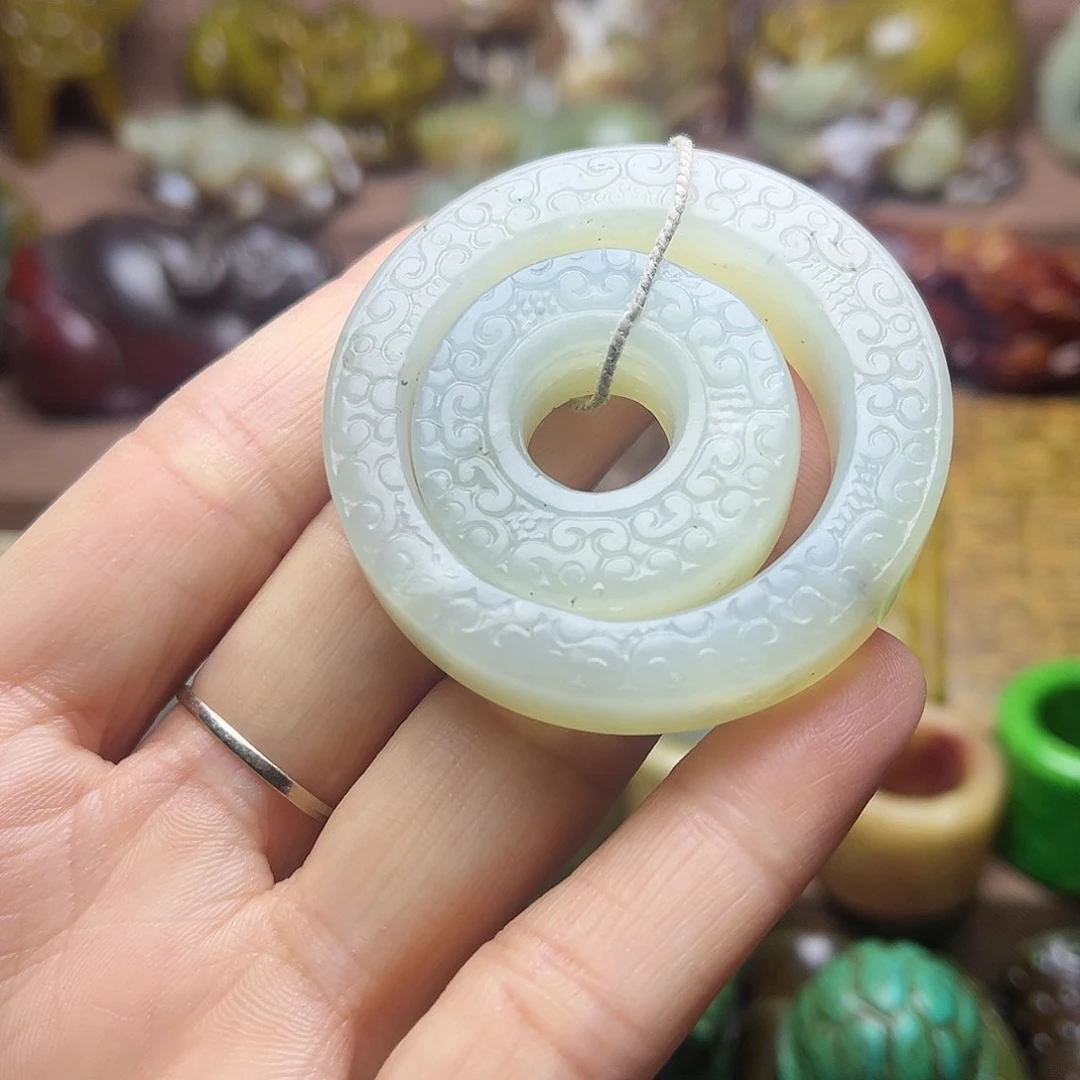 白玉菩提吊坠101。。