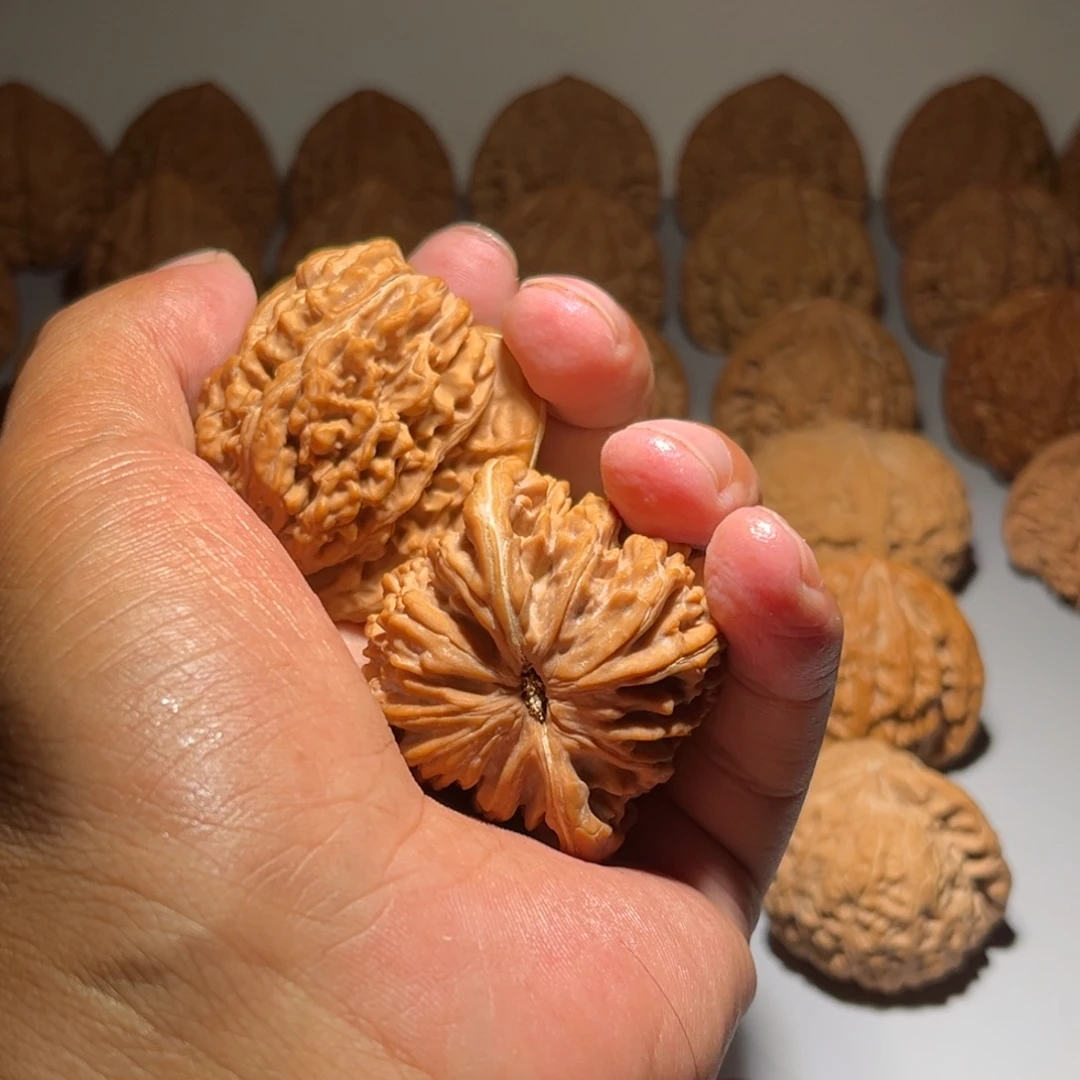 龙***下把件文玩核桃楼子文玩核桃