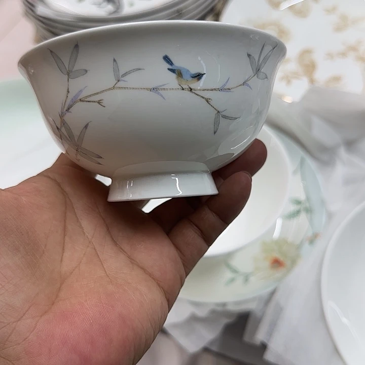 45%以上骨粉骨瓷4.5寸翠鸟米饭碗十个特价内花