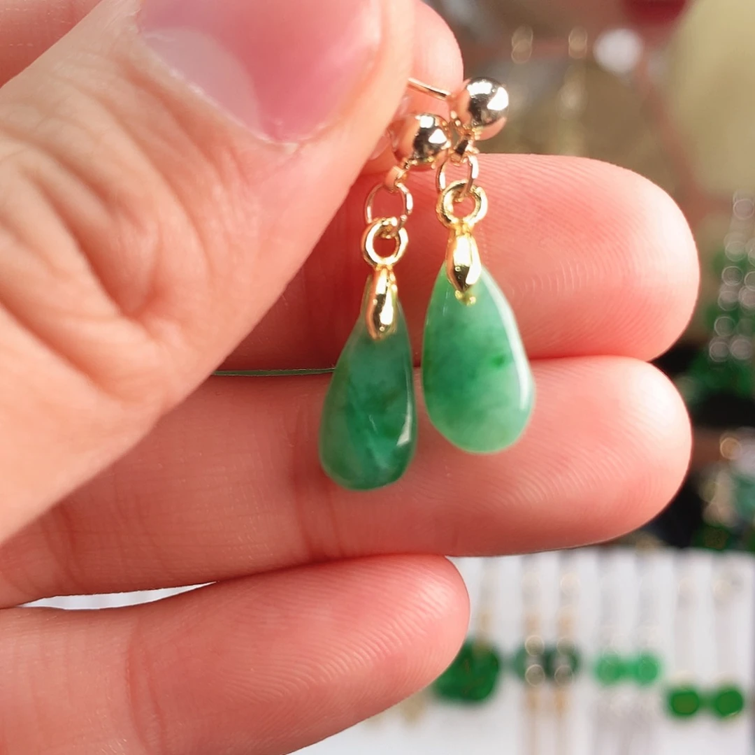 翡翠耳饰未镶嵌耳饰