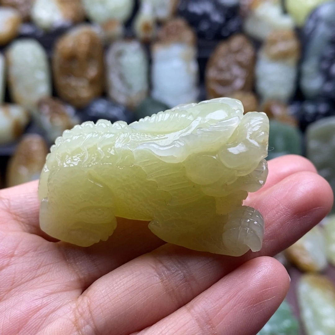 吊坠(不含链)未镶嵌和田玉（糖玉）