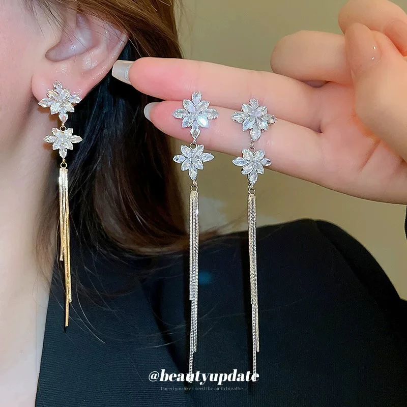 铜合金锆石耳饰 轻奢耳环韩版韩式小众韩版设计感女甜美星星耳饰