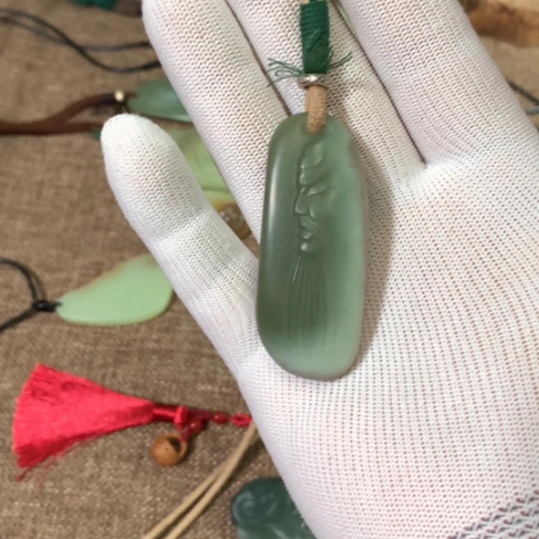 【闪购商品】岫岩老玉（透闪石质玉）未镶嵌颈饰