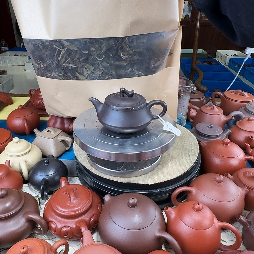 紫砂茶壶一壶一茶